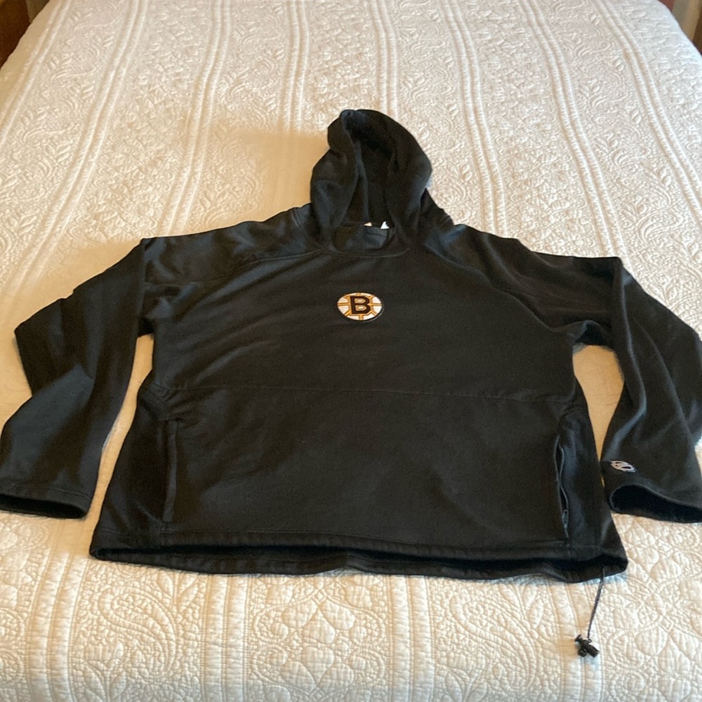 Reebok Boston Bruins CCM Men's Hoodie NHL Hockey Center Ice Collection Size M